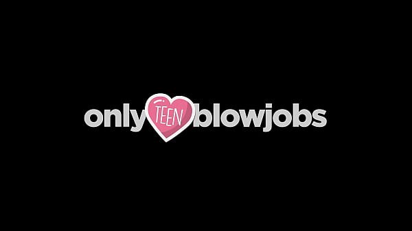OnlyTeenBlowjobs – My Hot Blonde PETITE Stepsister Slobbered On My Cock